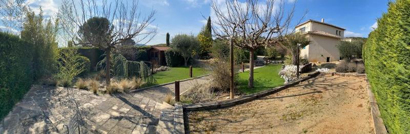 Maison - 192 m² - 6 pièces