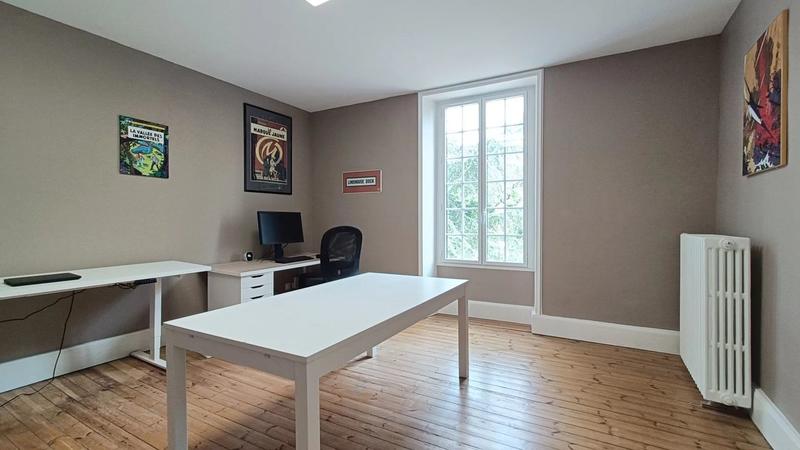 Propriété - 286 m² - 8 pièces