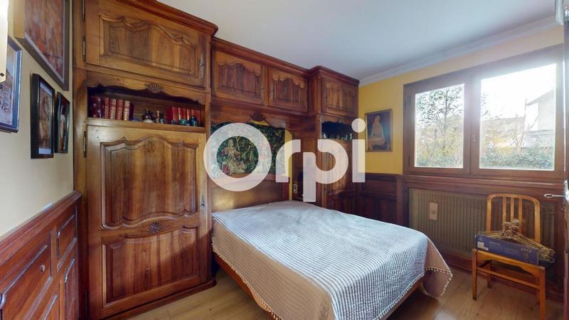 Maison - 168 m² - 7 pièces