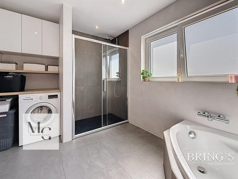 Maison - 125 m² - 5 pièces