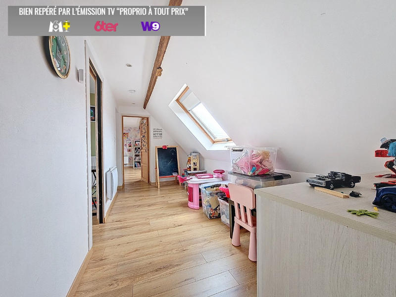 Maison - 222 m² - 9 pièces