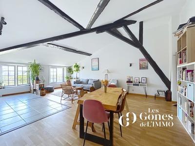 Appartement - 90 m² - 3 pièces