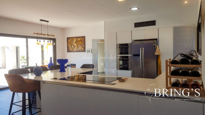 Maison contemporaine - 165 m² - 4 pièces