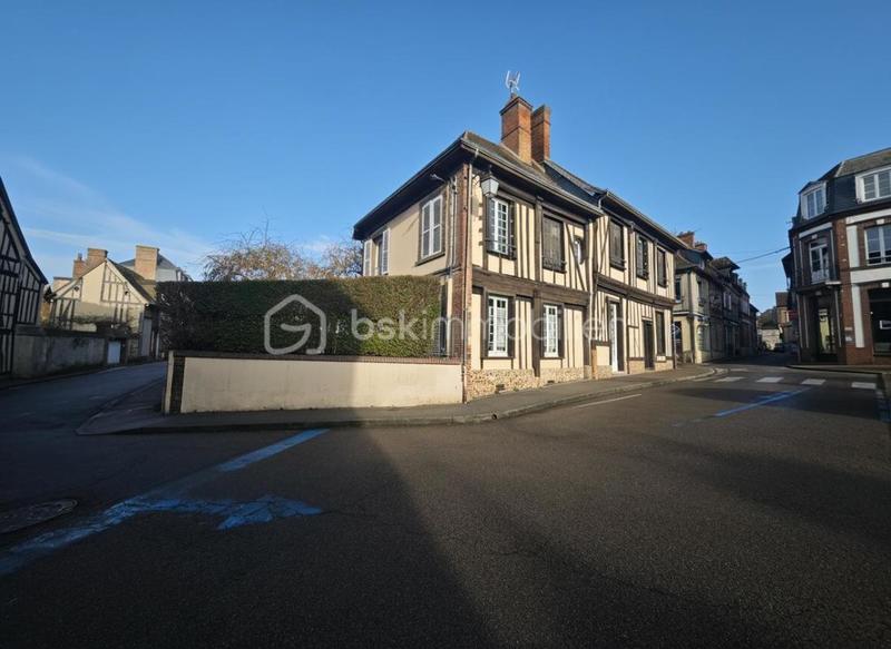 Immeuble - 652 m² - 11 pièces