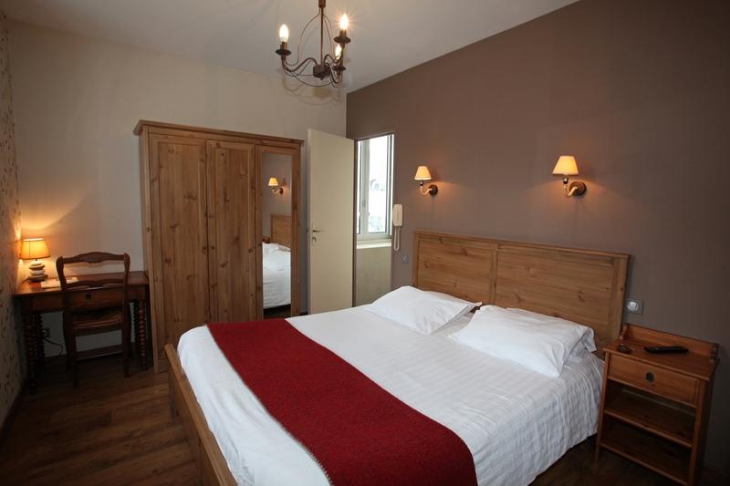 Fonds de commerce - 1 400 m²