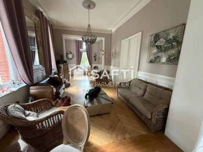 Maison de maîtres - 398 m² - 12 pièces