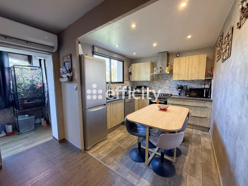 Maison - 81 m² - 4 pièces