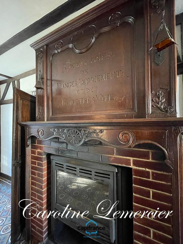 Maison - 245 m² - 8 pièces