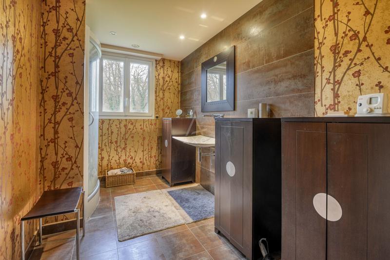 Maison - 170 m² - 7 pièces