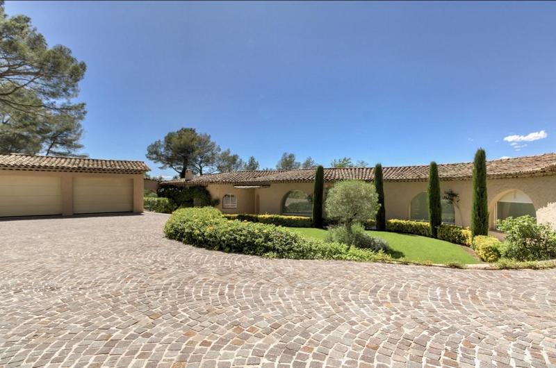 Villa - 540 m² - 13 pièces