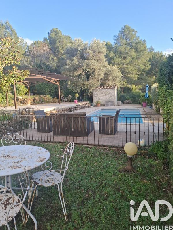 Maison - 185 m² - 7 pièces