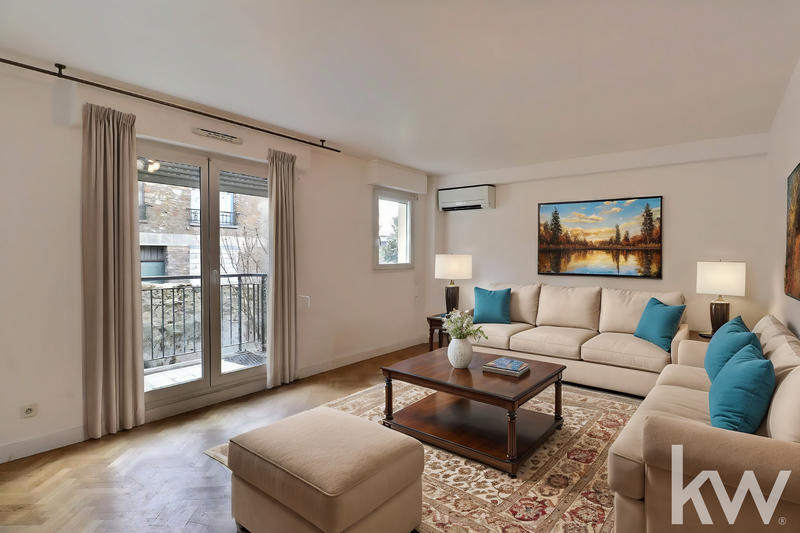 Appartement - 96 m² - 5 pièces