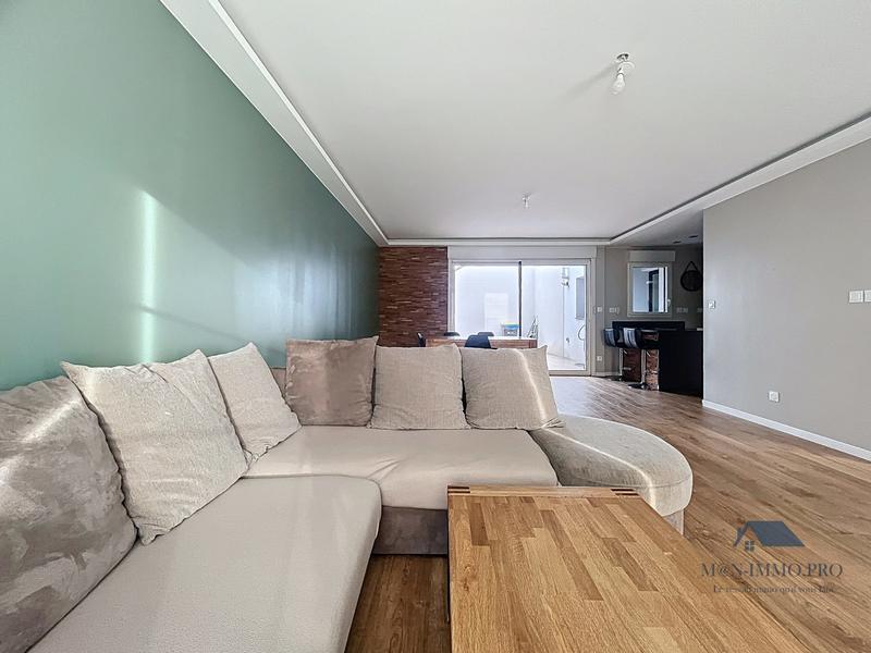 Maison contemporaine - 152 m² - 7 pièces