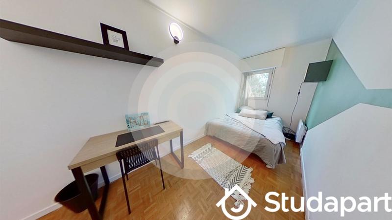 Chambre - 10 m² - 1 pièce