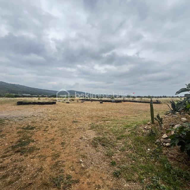 Terrain - 18 224 m²