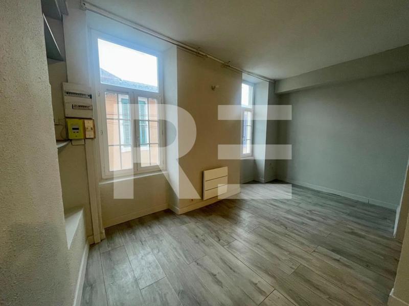 Immeuble - 161 m² - 6 pièces