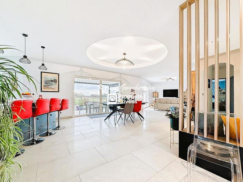 Villa - 160 m² - 4 pièces