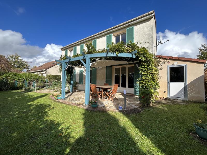 Maison - 142 m² - 6 pièces