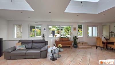 Maison - 191 m² - 8 pièces