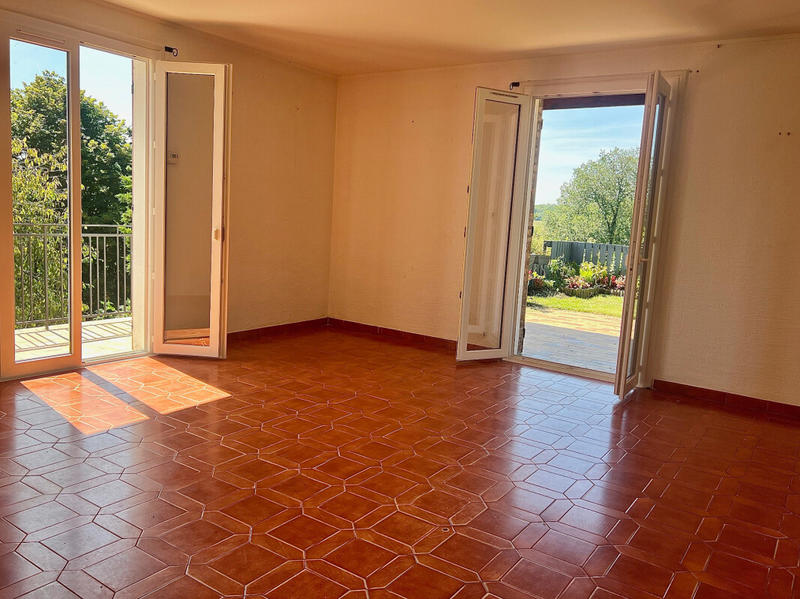 Maison - 140 m² - 5 pièces