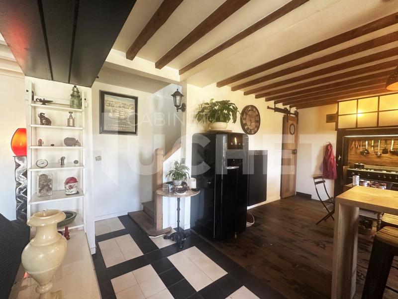 Maison - 170 m² - 8 pièces