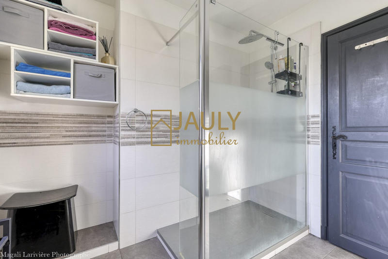 Maison - 143 m² - 6 pièces