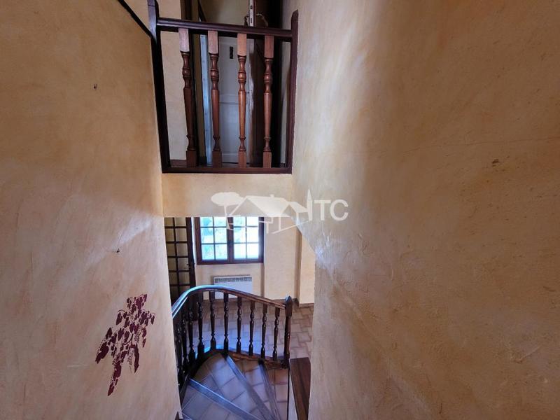 Maison - 159 m² - 7 pièces