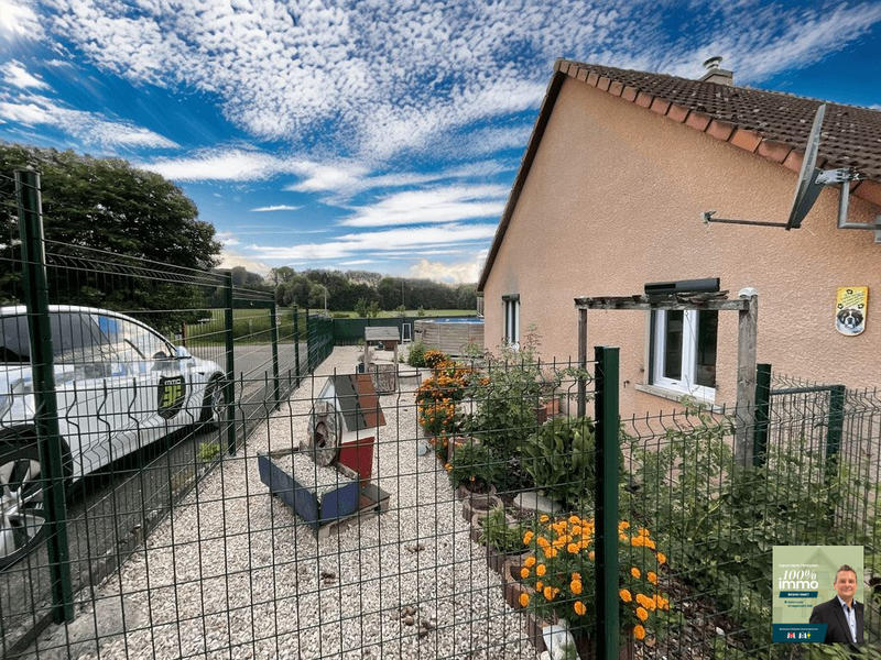 Maison - 100 m² - 5 pièces