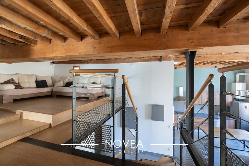 Appartement - 131 m² - 6 pièces