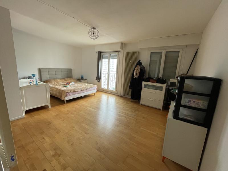 Appartement - 67 m² - 2 pièces