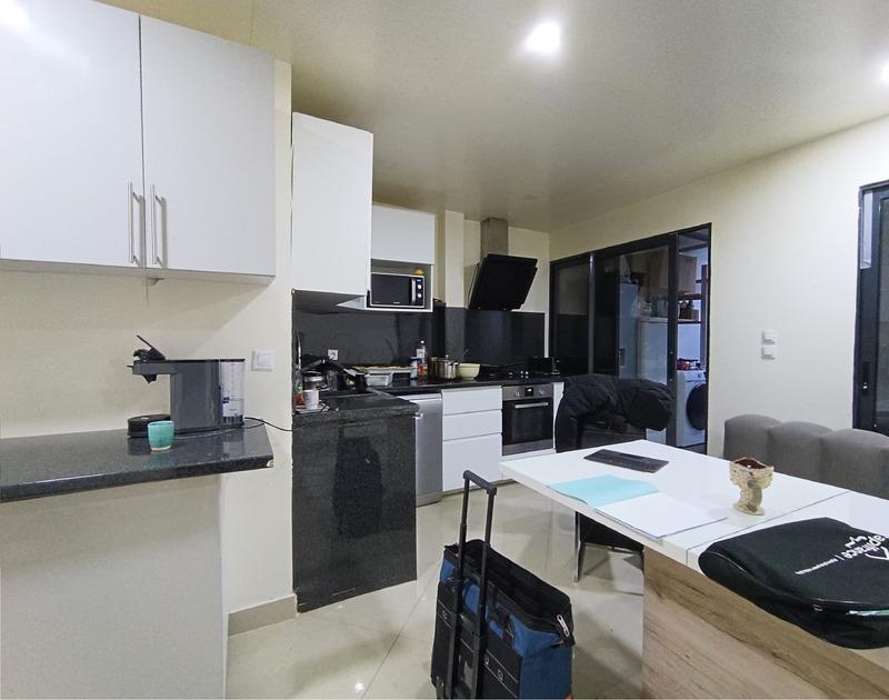 Maison - 83 m² - 4 pièces