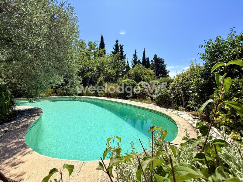 Maison - 187 m² - 6 pièces