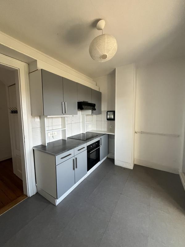 Appartement - 84 m² - 4 pièces