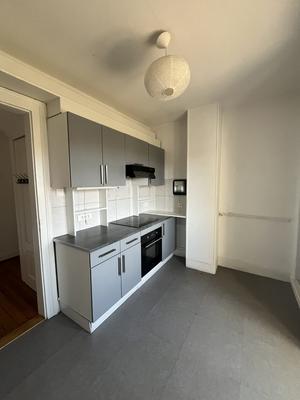 Appartement - 84 m² - 4 pièces