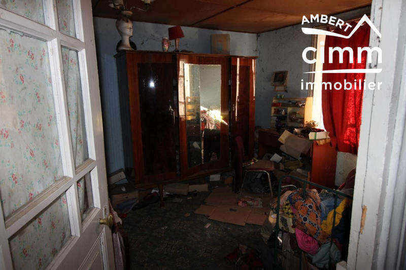 Maison - 99 m² - 7 pièces