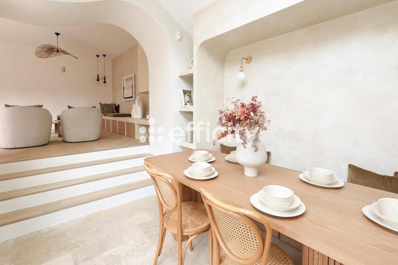 Maison - 141 m² - 5 pièces