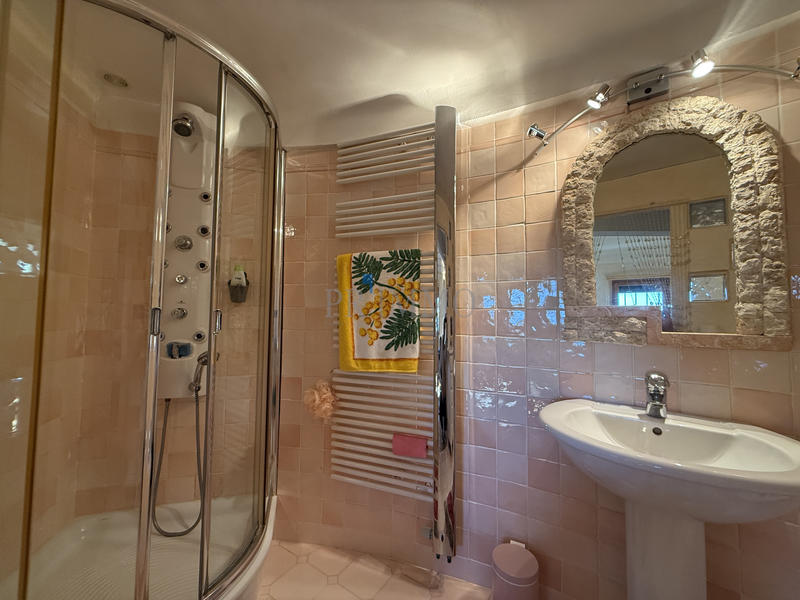 Appartement - 112 m² - 4 pièces