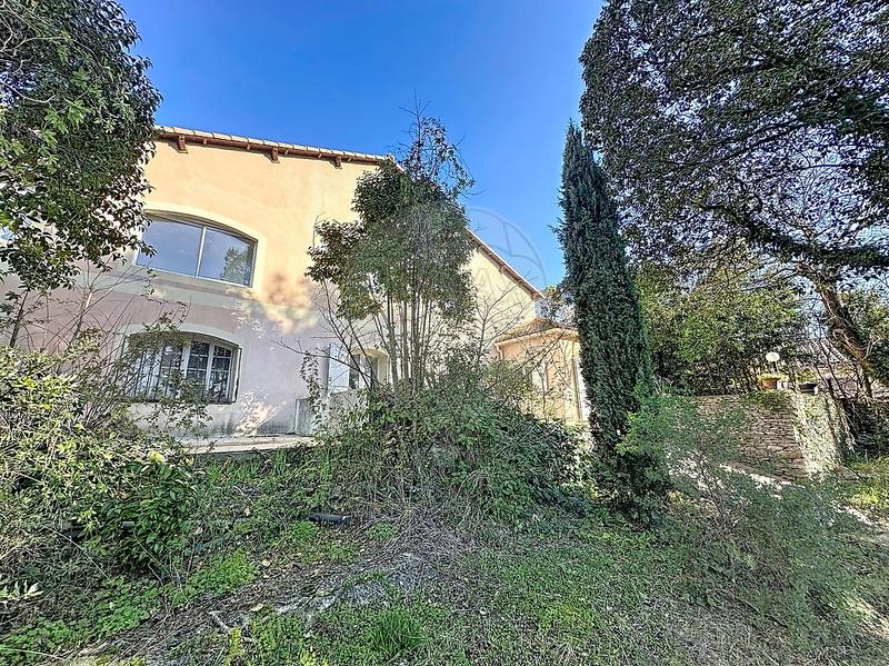 Maison - 189 m² - 6 pièces