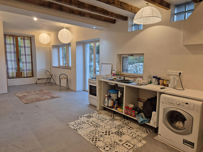 Maison - 260 m² - 11 pièces