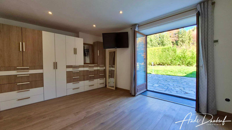 Appartement - 105 m² - 4 pièces