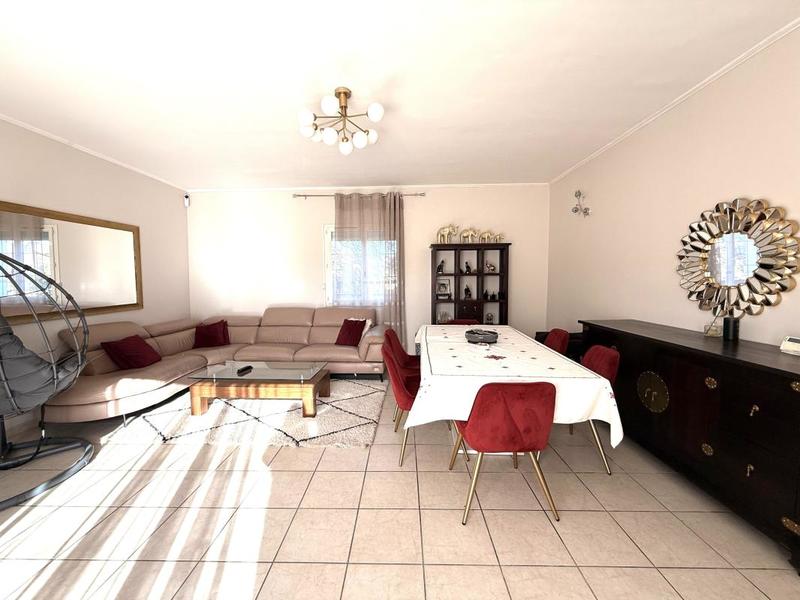 Maison - 160 m² - 6 pièces