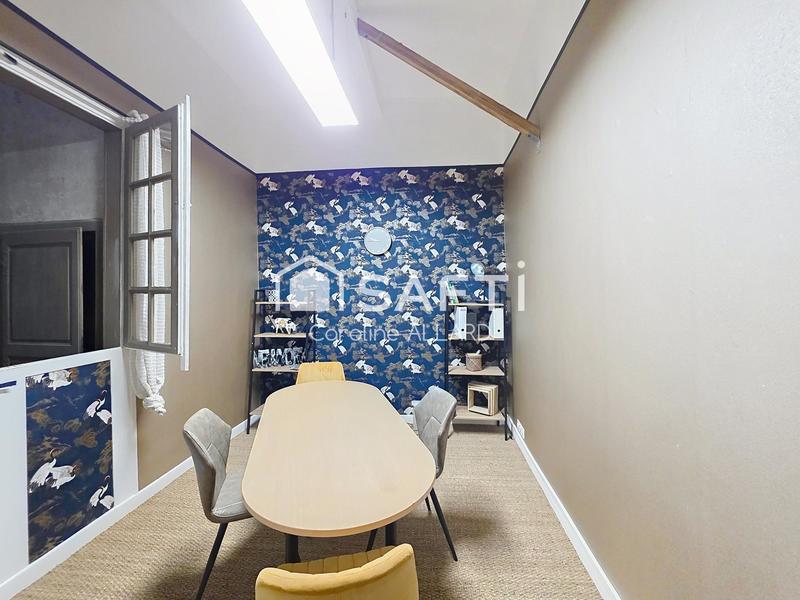 Maison - 332 m² - 15 pièces