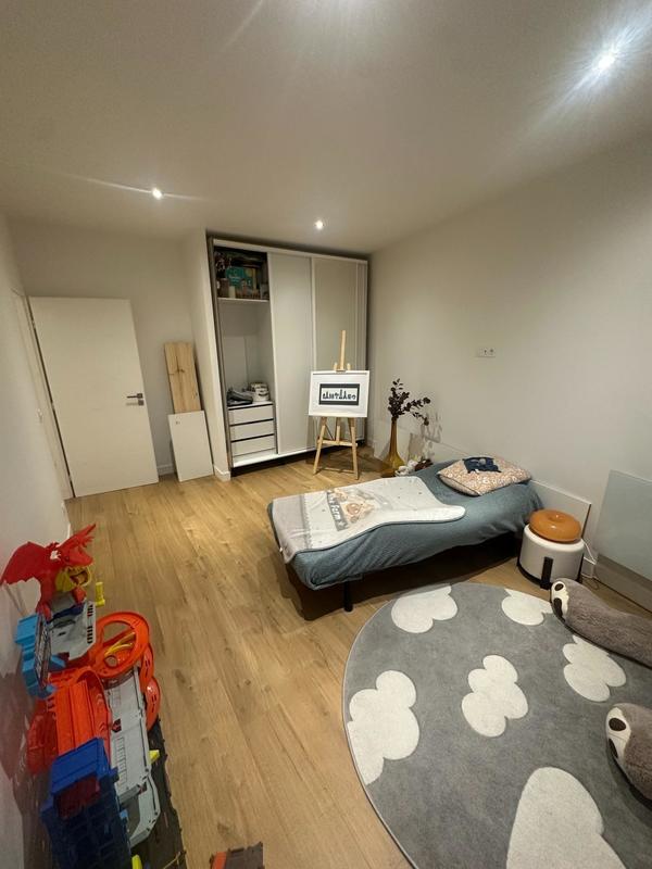 Appartement - 155 m² - 4 pièces