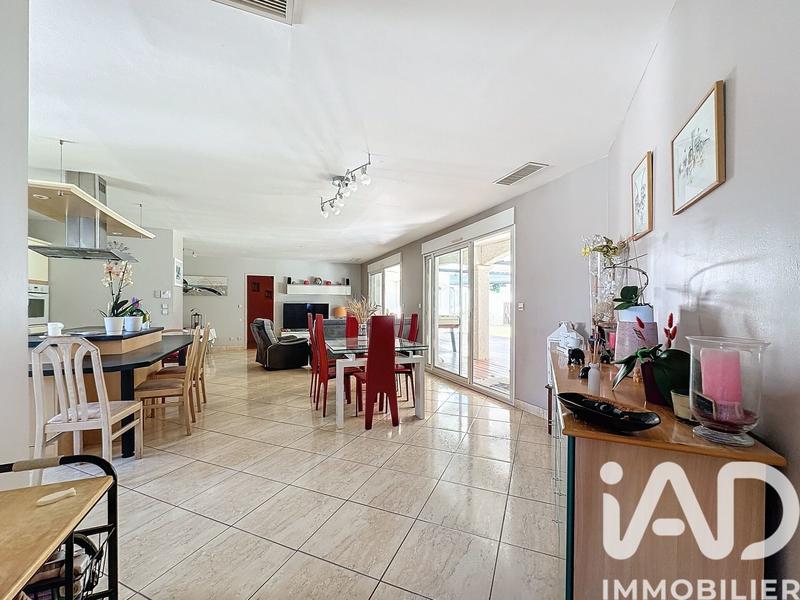 Maison - 141 m² - 6 pièces