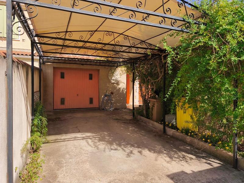 Maison - 93 m² - 4 pièces