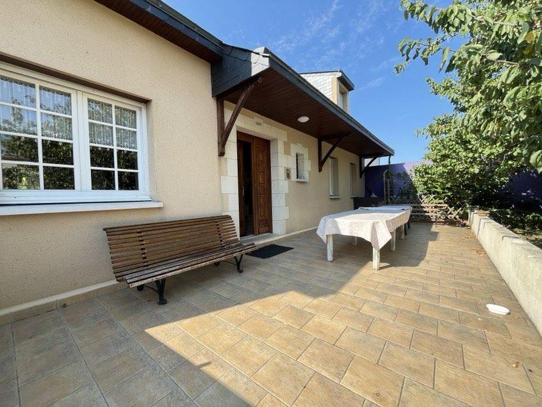 Maison traditionnelle - 157 m² - 7 pièces