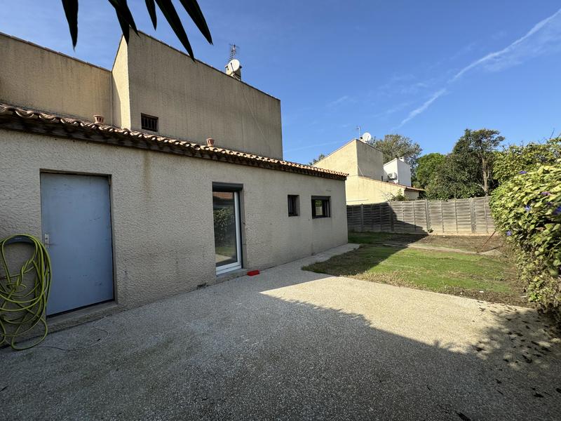 Maison - 102 m² - 6 pièces