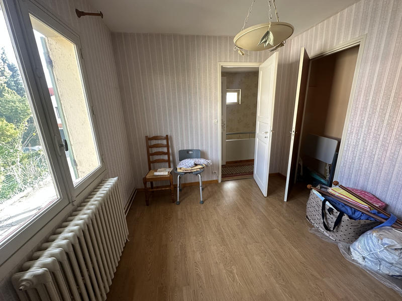 Maison - 93 m² - 4 pièces