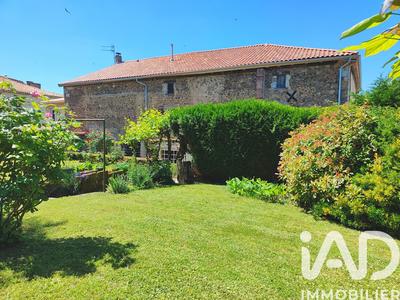 Maison de village - 235 m² - 8 pièces