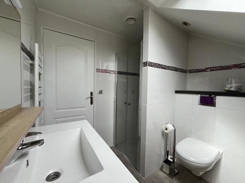 Pavillon - 196 m² - 7 pièces